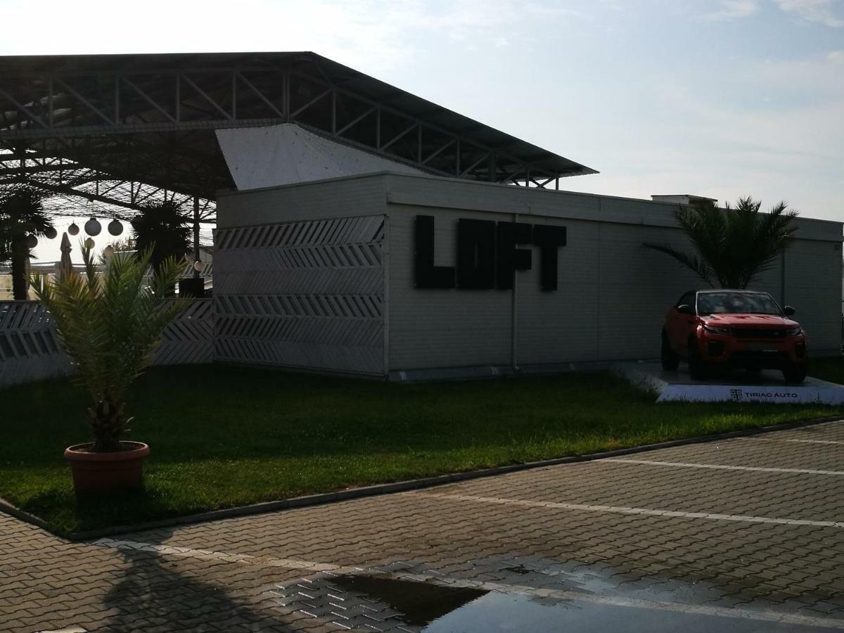 Luxury Studio 42 De Silva Mamaia Eksteriør bilde