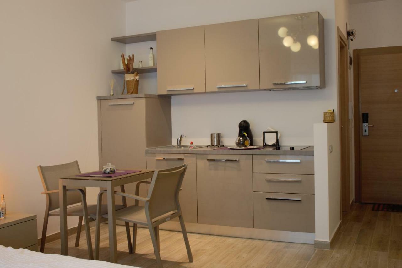 Luxury Studio 42 De Silva Mamaia Eksteriør bilde